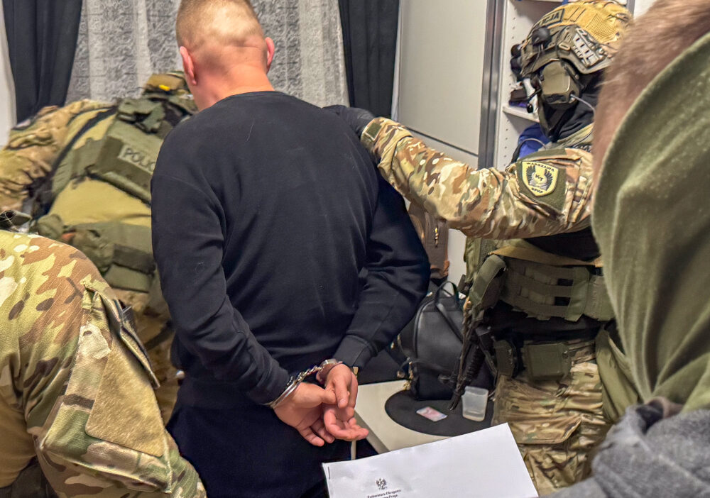 Baskent polisi brzeska ve z bkowska caddelerindeki saticilari vurdu vi deo 21539