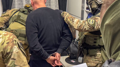 Baskent polisi brzeska ve z bkowska caddelerindeki saticilari vurdu vi deo 21539