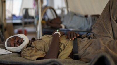 Bir multeci kalabaligi bekliyorlardi ama cok azi geldi bu ozellikle endise verici 24608