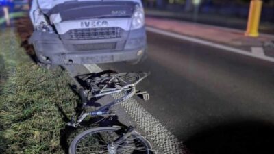 Bir olumlu kaza daha yaya gecidinde bir minibusun carptigi bisikletli oldu 22994