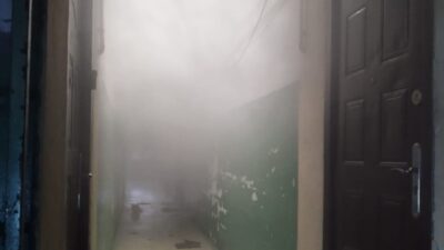 Bolge memuru yanginin ciktigi apartman sakinlerini tahliye etti 22979