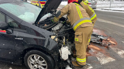 Br dno da uygulama yapan bir toyota ile bir volkswagen arasinda carpisma 25333