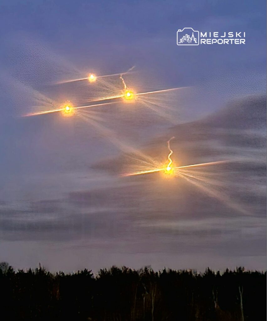 bu gece varsova uzerinde parlak isiklar var ne olduklarini acikliyoruz 21179