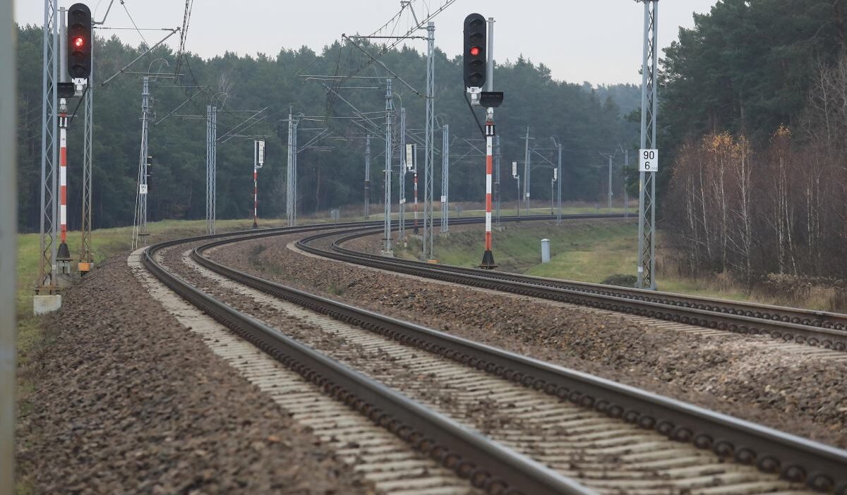 Demiryolunda saptirma mufettisler iki olasi senaryoyu inceliyor operasyon m zg n n nerede oldugu biliniyor 24690