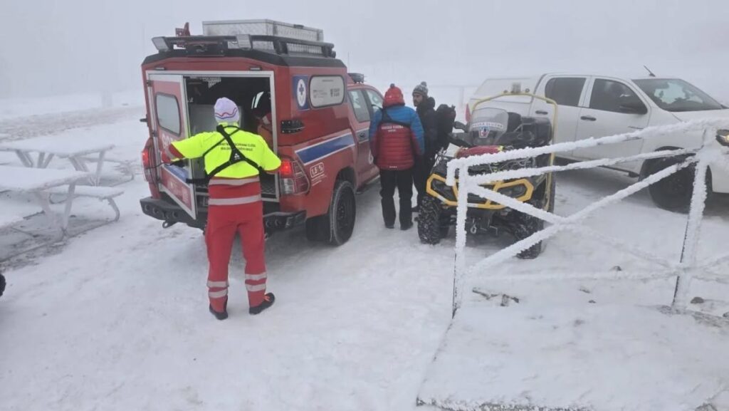 dry walrushing neredeyse hayatiyla oduyordu sn ka daginin altinda kurtarma operasyonu 24996