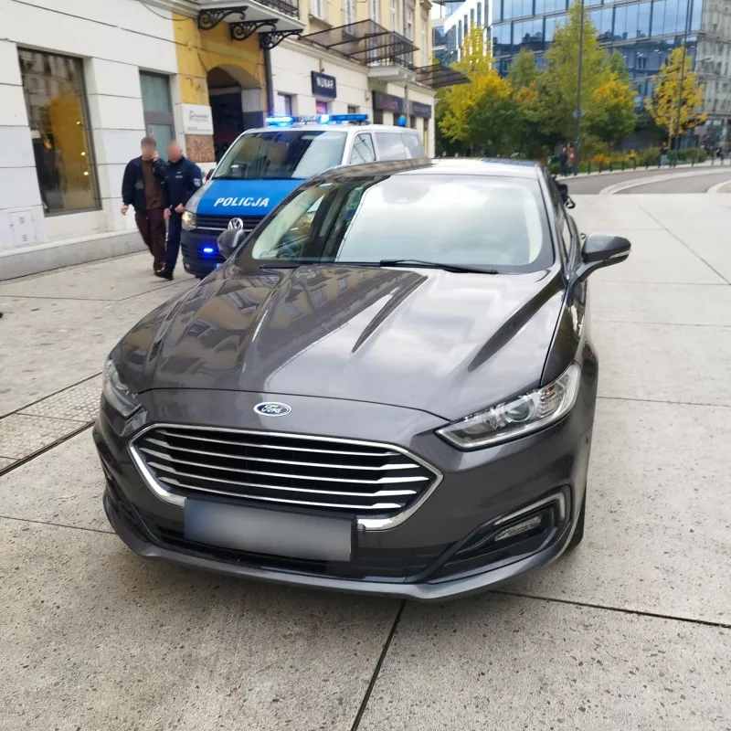 five corners meydani nda ehliyeti olmadigi icin guvenlik gorevlilerinden takdir yetkisi istedi 21745