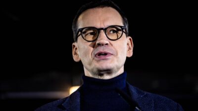 Gayri resmi olarak morawiecki nawrocki ile gorustu arka planda hukuk ve adalet partisindeki catisma 26145