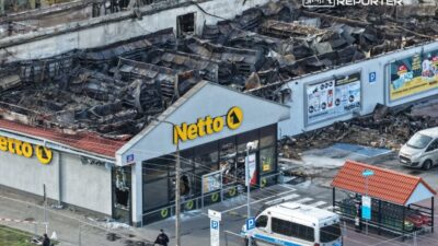 Gece cikan yanginin ardindan bir supermarketin kalintilari polis ve uzmanlar olay yerinde calisiyor 21405