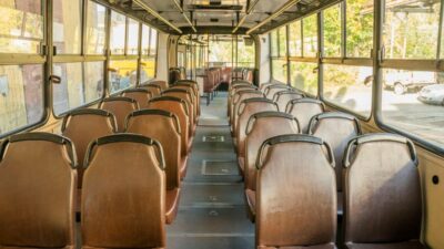 Genc kiz otobuste cinsel saldiri kurbani oldu polis kadinlara cagrida bulundu 26049