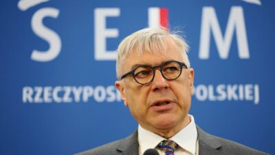 Giertych ziobra da bir gelisme oldugunu duyurdu hukmetti ve efsanesi yikildi pis ifsa oldu 21790