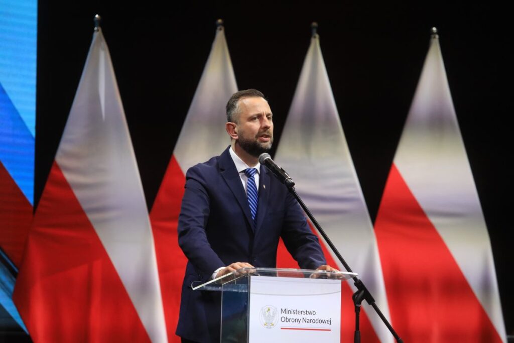 gonullu askeri egitim baslatilacaktir catisma durumunda herkes kendini savunmaya cagrilir 21354