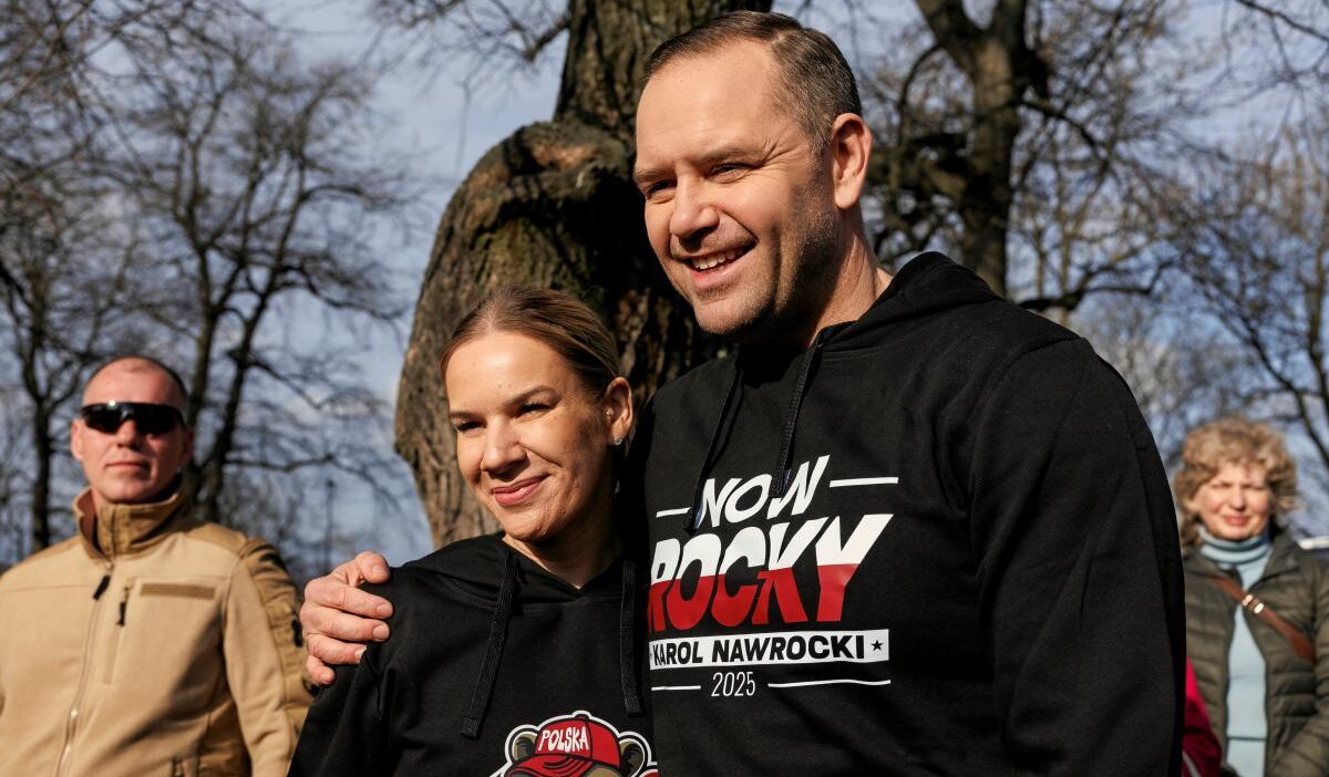 Herkes kaybediyor sadece bu siyasetci polonyalilarin guvenini kazaniyor podyumda sasirtici degisiklik sondage 20544