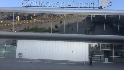 Hollanda'daki havalimanında trafik askıya alındı. "anti-drone güçleri beklemede". 3 Hollanda daki havalimaninda trafik askiya alindi anti drone gucleri beklemede 24957