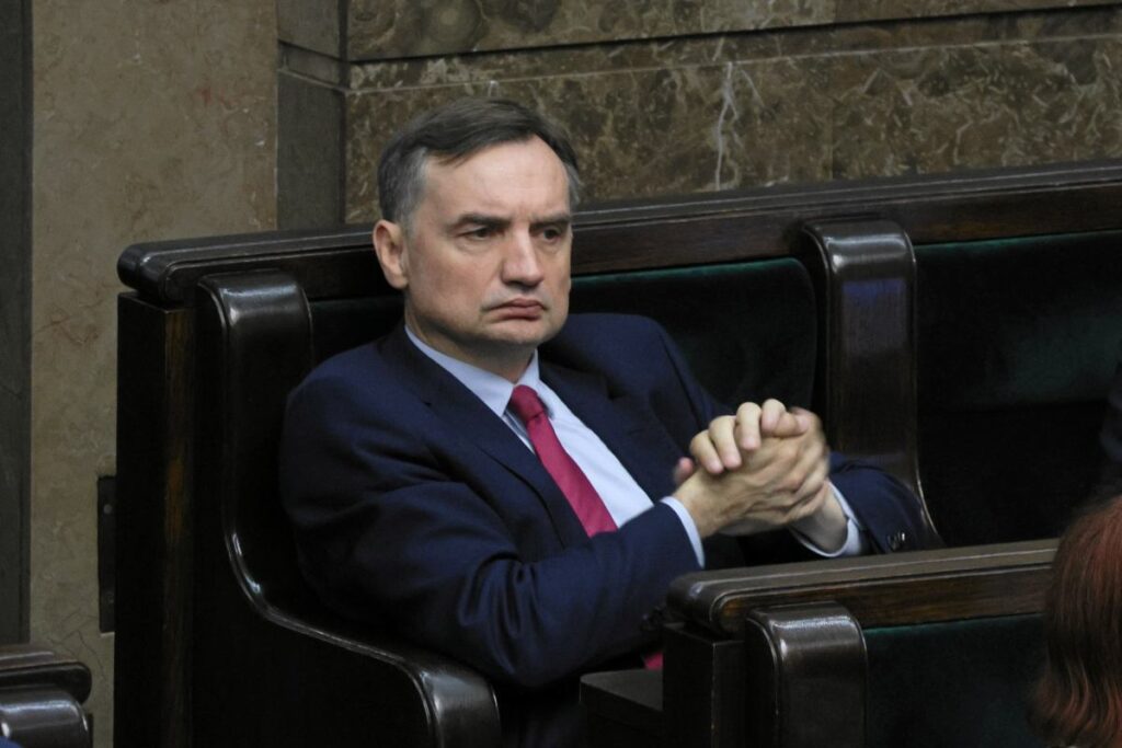 holownia nin ziobra ya tanidigi sure doluyor pis li siyasetci ne yapacagini acikladi 20842