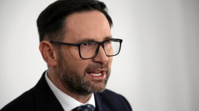 Hukuk ve adalet partisi obajtek i savunuyor tusk alay ediyor eski orlen ceo sundan basbakana yanit 22182