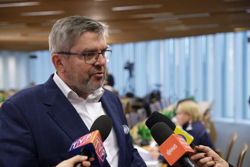 hukuk ve adalet ziobra nin gevsemesinden mi korkuyor komite baskani kaczynski nin sozlerini soyle yorumluyor 21760