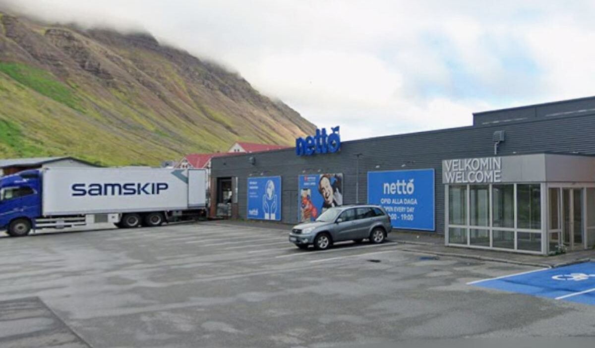 I zlanda polonyali yazar bir dukkanda musterileri dolandirdi hicbir sey beni hakli cikarmaz 21713