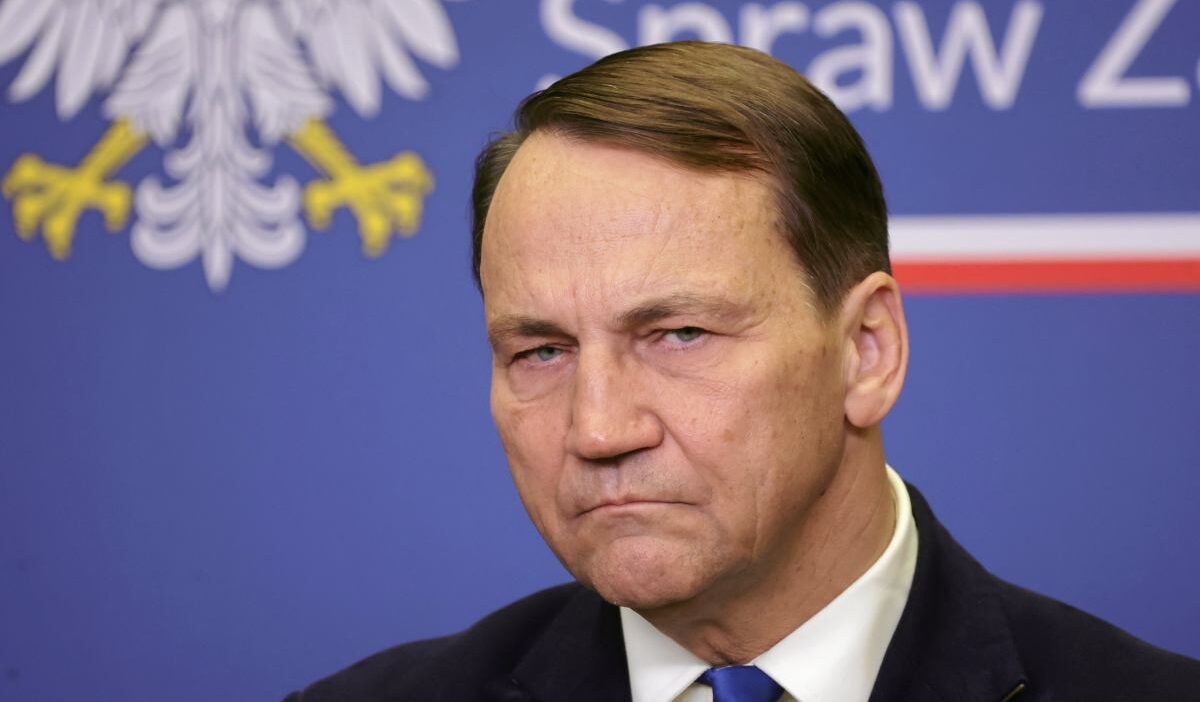 Jad waszem'in skandal girişi. Radoslaw sikorski i̇srail büyükelçisini çağırdı 1 Jad waszem in skandal girisi radoslaw sikorski i srail buyukelcisini cagirdi 25315