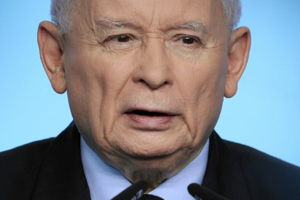 jaroslaw kaczynski zbigniew ziobra yi savunuyor adalet henuz gelmedi 21656