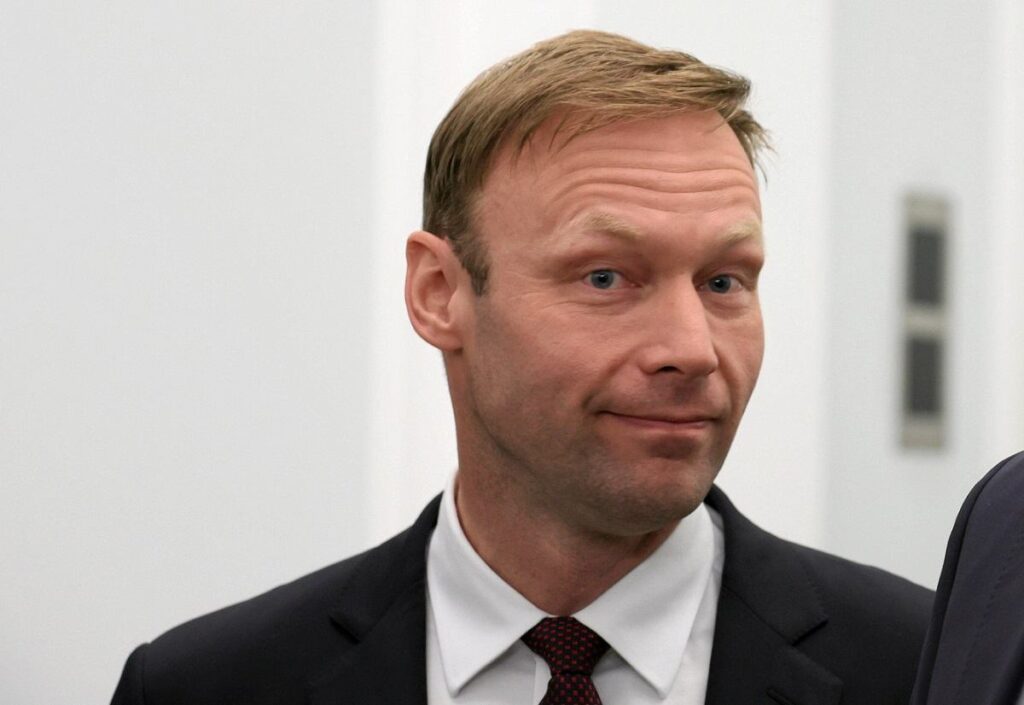 kaczynski bagimsizlik yuruyusu ne katilacak mastalerek alay ediyor burnuna bir yumruk gibi 22488