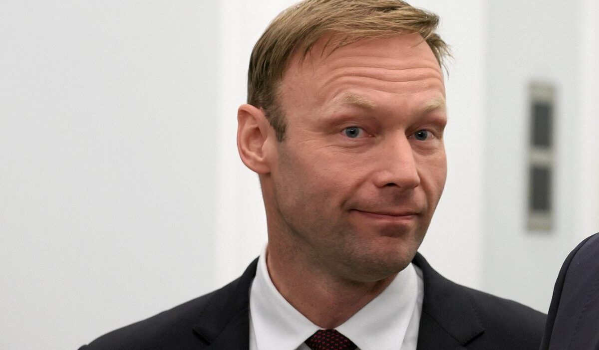 Kaczynski bagimsizlik yuruyusu ne katilacak mastalerek alay ediyor burnuna bir yumruk gibi 22488