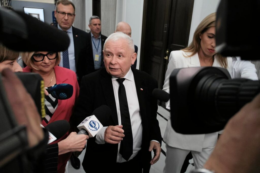 kaczynski ziobra nin macaristan seyahatini acikladi olum cok muhtemel 21659
