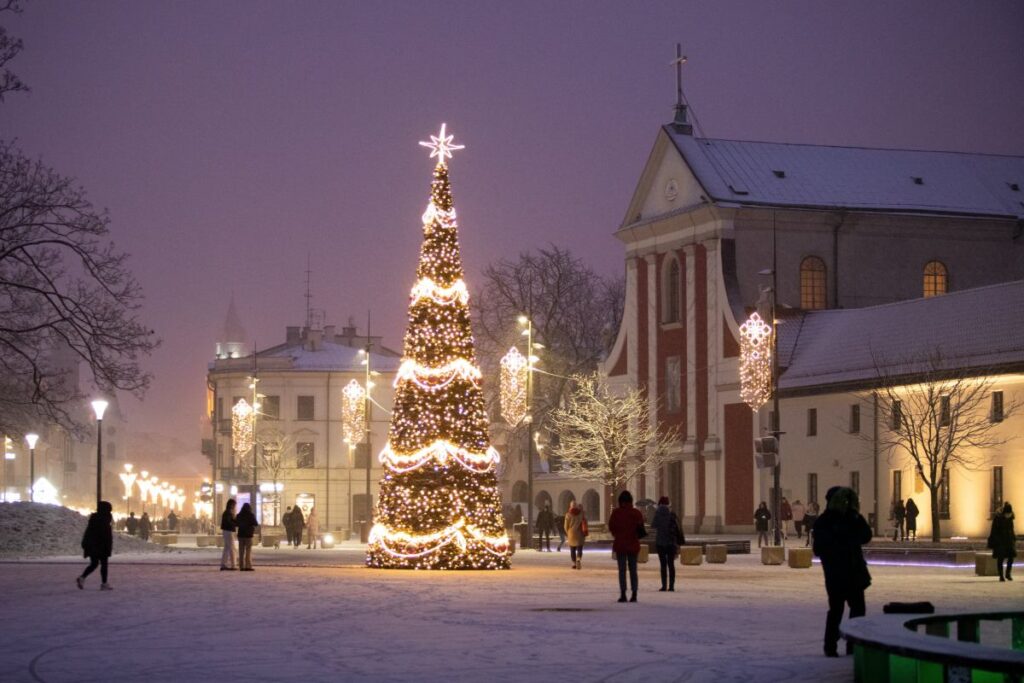 karla dolu bir noel mi tahminler sasirtici bir cevap veriyor avrupa uzerinde bir kasirga olusuyor 25162