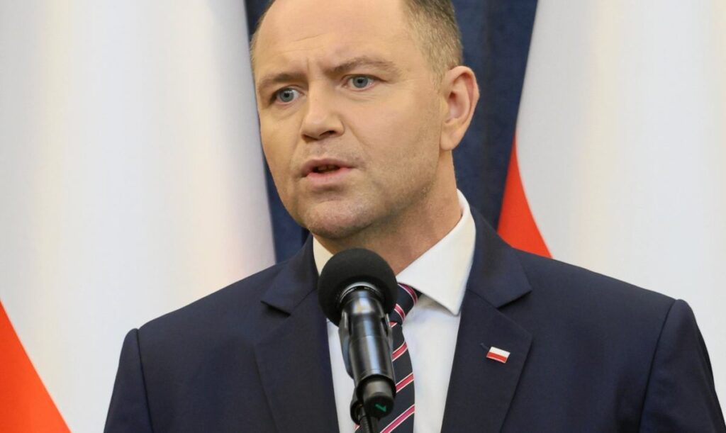 karol nawrocki nin balayi sona mi eriyor ankette bir yukselis var 26163