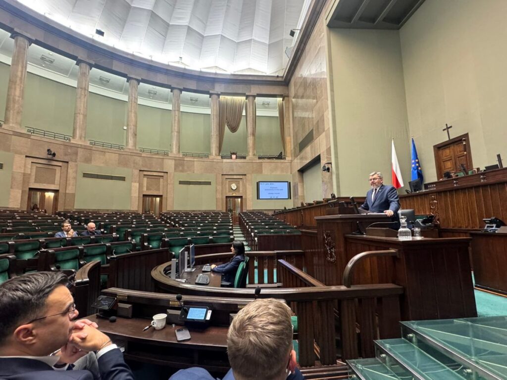 komitenin ziobra hakkindaki olumlu gorusu sejm de oylama zamani si mdi den bi ldi kleri mi z 21683