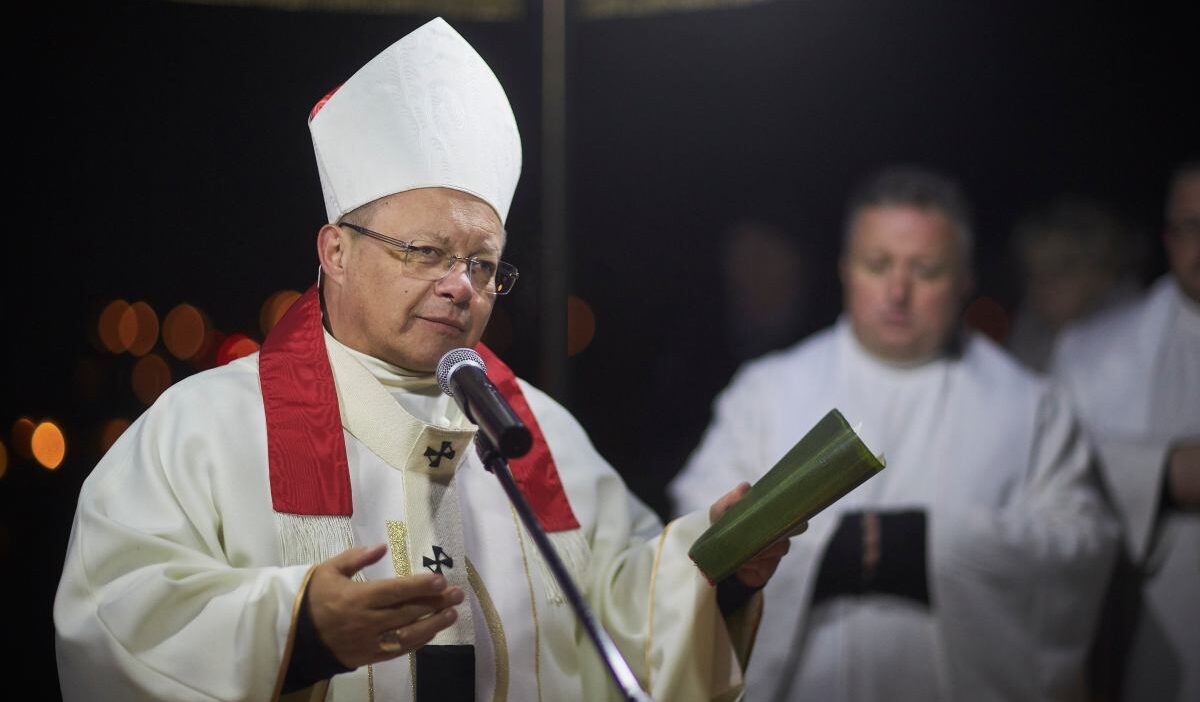 Krak w in yeni bir metropoliti var baspiskopos marek j draszewski nin yerini alacak 25741