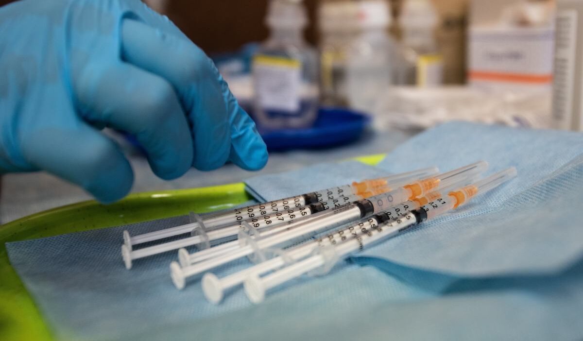 Kuş gribine yakalanan bir erkekte ölüm vakası teyit edilmiştir. Bir duyuru yapıldı 1 Kus gribine yakalanan bir erkekte olum vakasi teyit edilmistir bir duyuru yapildi 24920