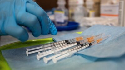 Kuş gribine yakalanan bir erkekte ölüm vakası teyit edilmiştir. Bir duyuru yapıldı 4 Kus gribine yakalanan bir erkekte olum vakasi teyit edilmistir bir duyuru yapildi 24920