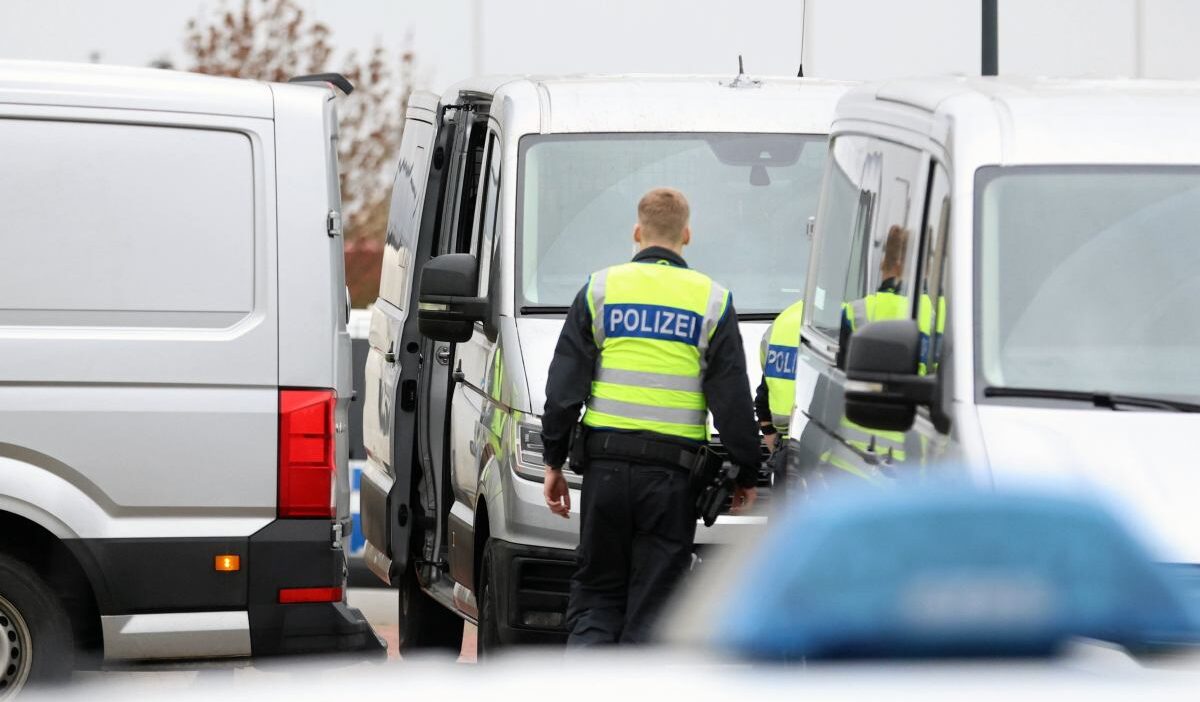 Kuzey akim i havaya ucurmak bir i talyan mahkemesi serhiy k hakkinda karar aldi 24291