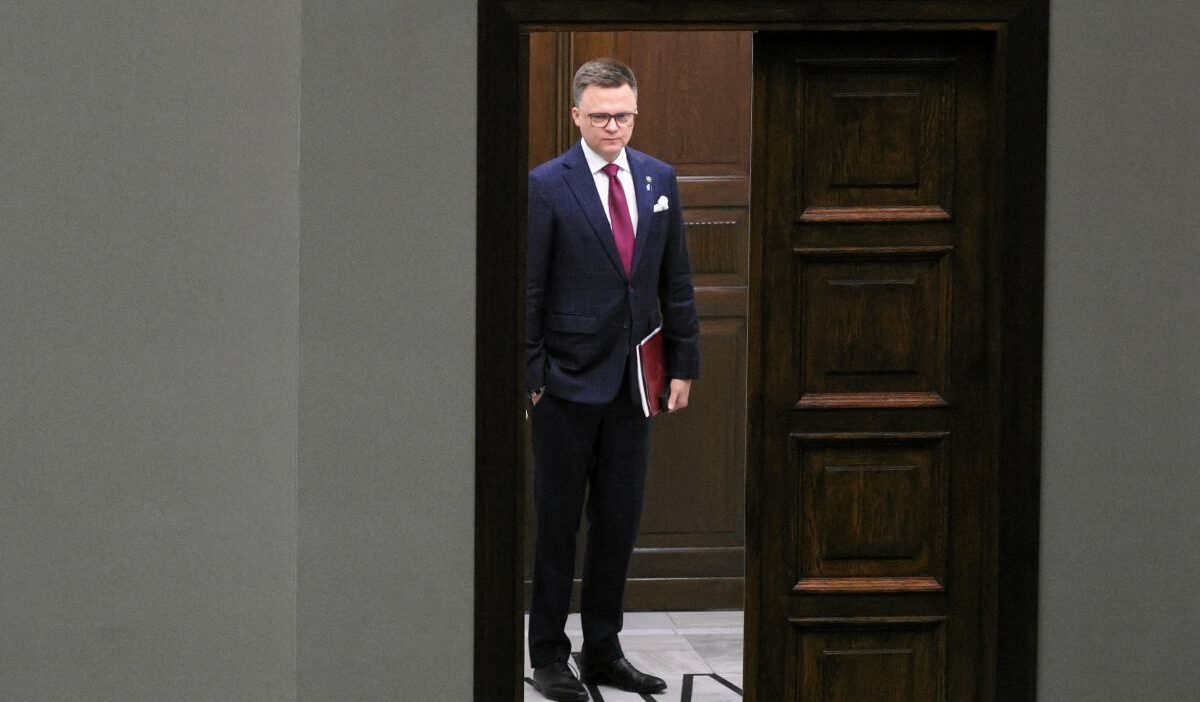 Medya holownia meclis baskani olmaktan cikiyor ancak yine de maas alacak ne kadar kazanacak 22290