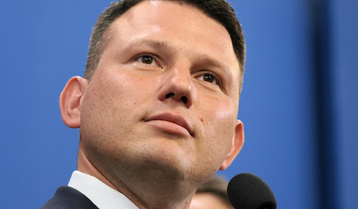 Mentzen'in partisi silindi. Şimdi ne olacak? "i̇çiniz rahat olsun, kesinlikle ortadan kaybolmayacağız". 1 Mentzen in partisi silindi simdi ne olacak i ciniz rahat olsun kesinlikle ortadan kaybolmayacagiz 25839