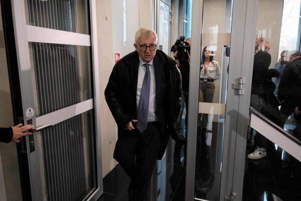 papa nin parodisini yapan siwiec simdi sejm in basbakanligini yurutuyor sag kanat ofkeli 24206