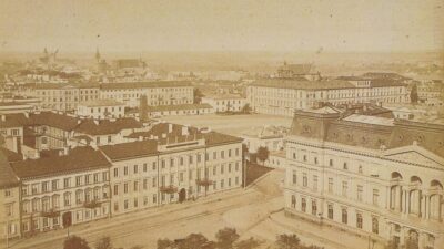 Pilsudski meydani yuzyillar boyunca varsova daki devlet torenlerinin kalbi olmustur 22555