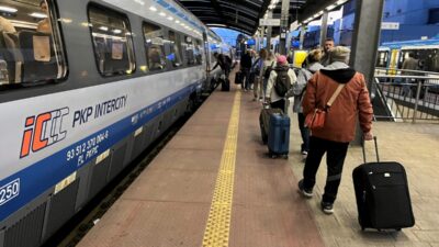 Pkp intercity demiryolu olaylarinin ardindan onemli bir hizmeti askiya aldi risk minimizasyonu 24455