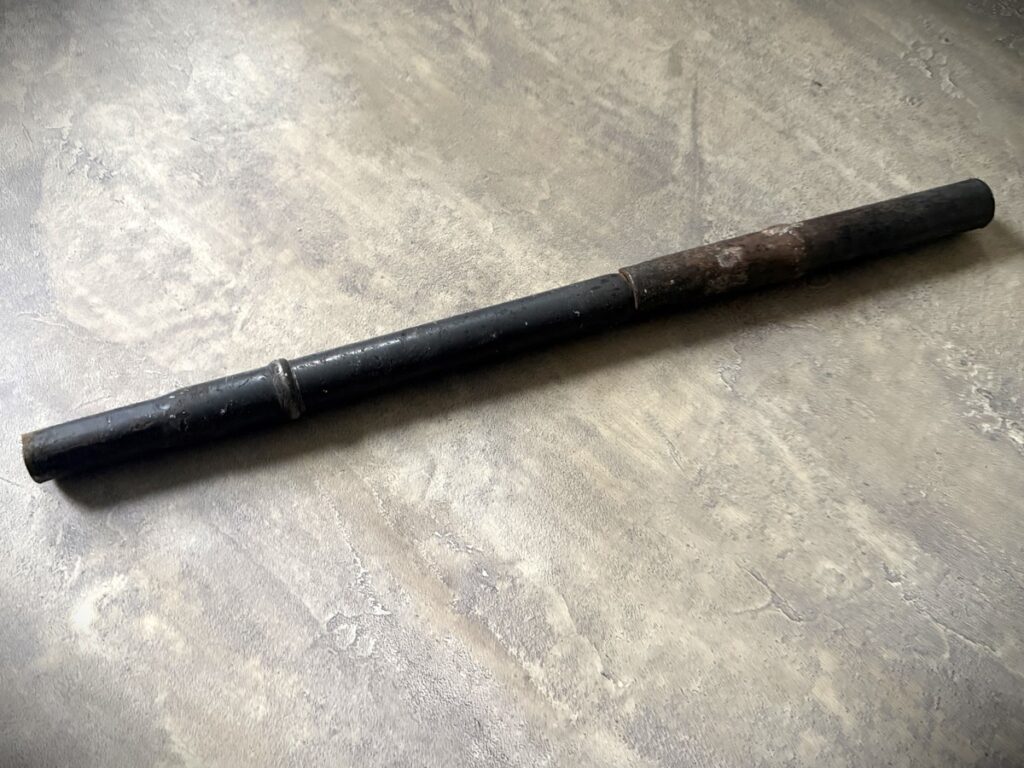 polis memurlari supheli dayakcilari tutukladi failler metal bir boru kullandi 24701