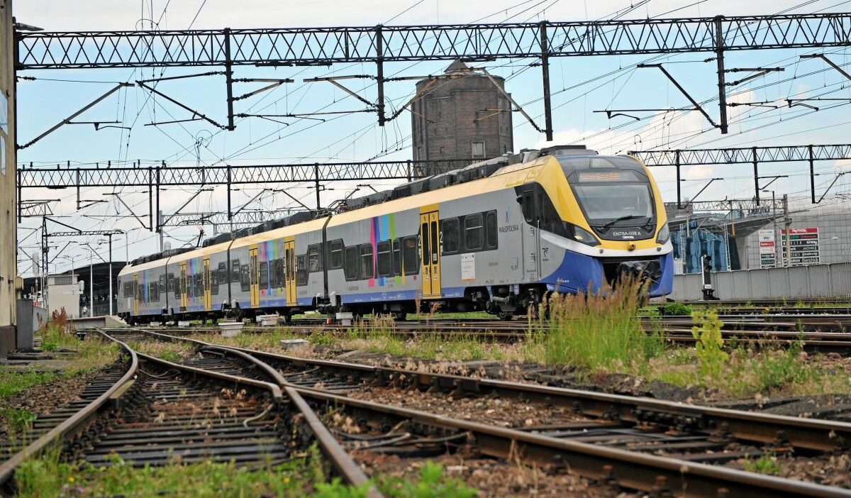 Polonya da bir baska saptirma eylemi mi katowice den rahatsiz edici haberler 24452