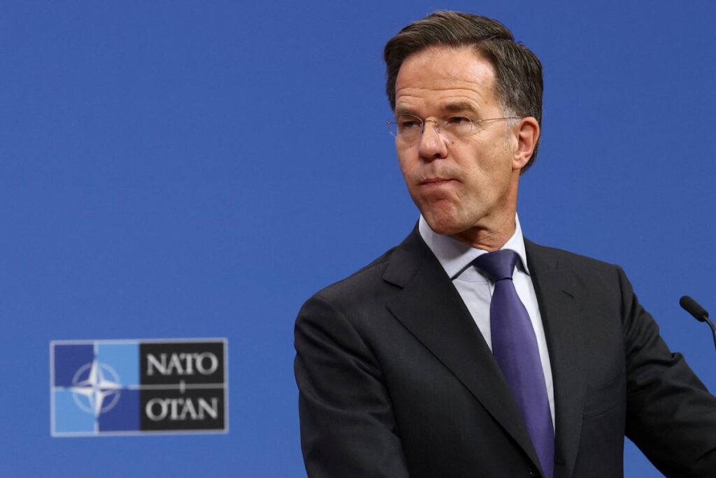 polonya daki tesislere yonelik bir saldiri simulasyonu yaptilar nato nun rus bombardiman ucaklarina hizli yaniti 26315