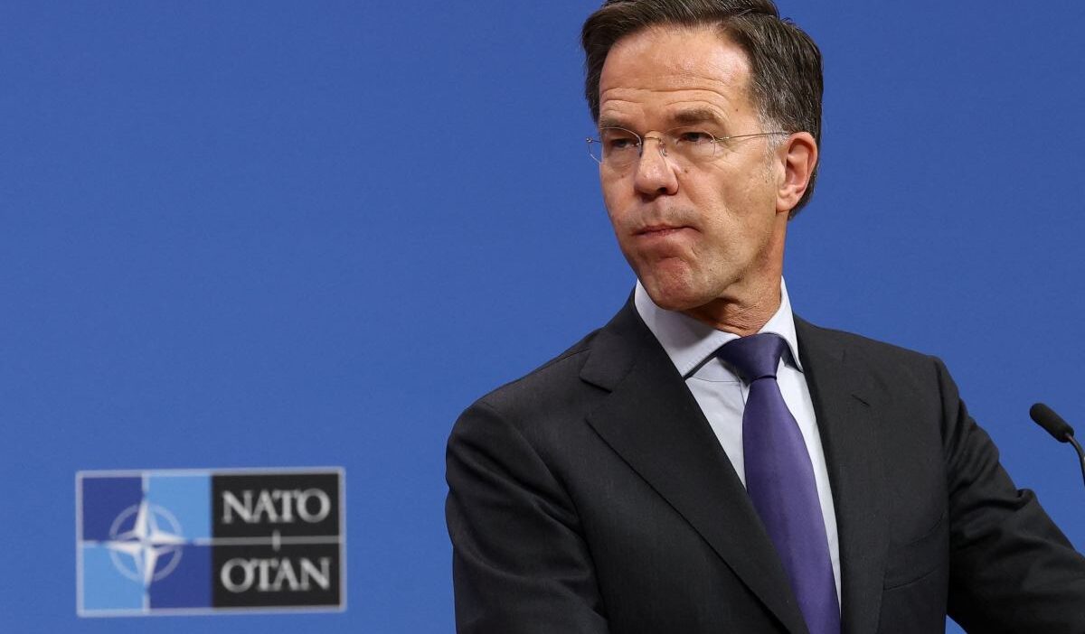 Polonya daki tesislere yonelik bir saldiri simulasyonu yaptilar nato nun rus bombardiman ucaklarina hizli yaniti 26315