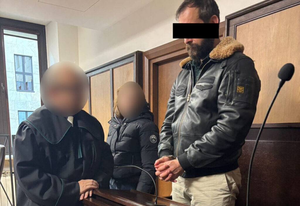 Polonya kolluk kuvvetlerinden veya adaletten saklanan kişileri hedef alan ülke çapında polis operasyonları. 1725 kişi gözaltına alındı 1 Polonya kolluk kuvvetlerinden veya adaletten saklanan kisileri hedef alan ulke capinda polis operasyonlari 1725 kisi gozaltina alindi 24899