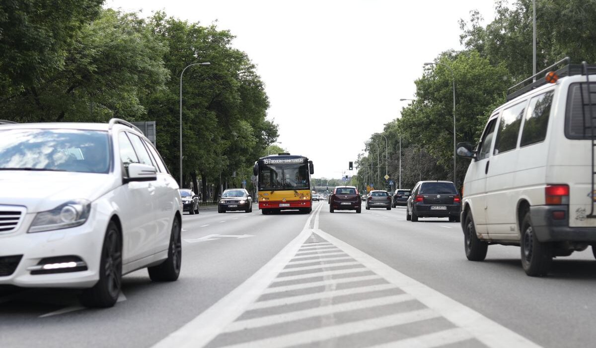 Polonya yollarinda gamali hacli bir araba savcilik sorusturma acmayi reddetti 20834