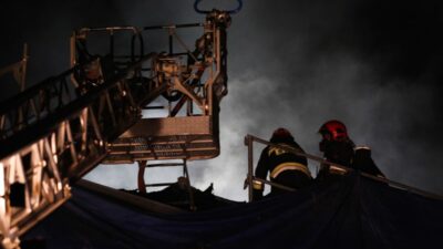 Pomeranya da trajedi bir evde cikan yanginda iki kisi oldu 25114