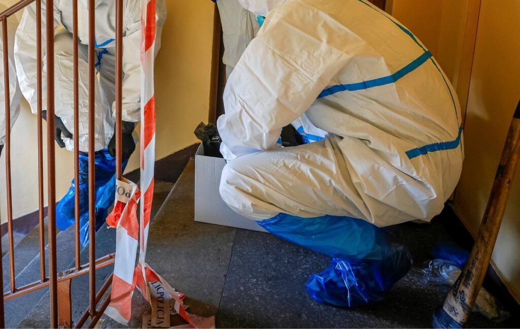 poznan da darp edilmis bir ceset ve varsova da gizemli bir olum polis birkac kisiyi gozaltina aldi 23412