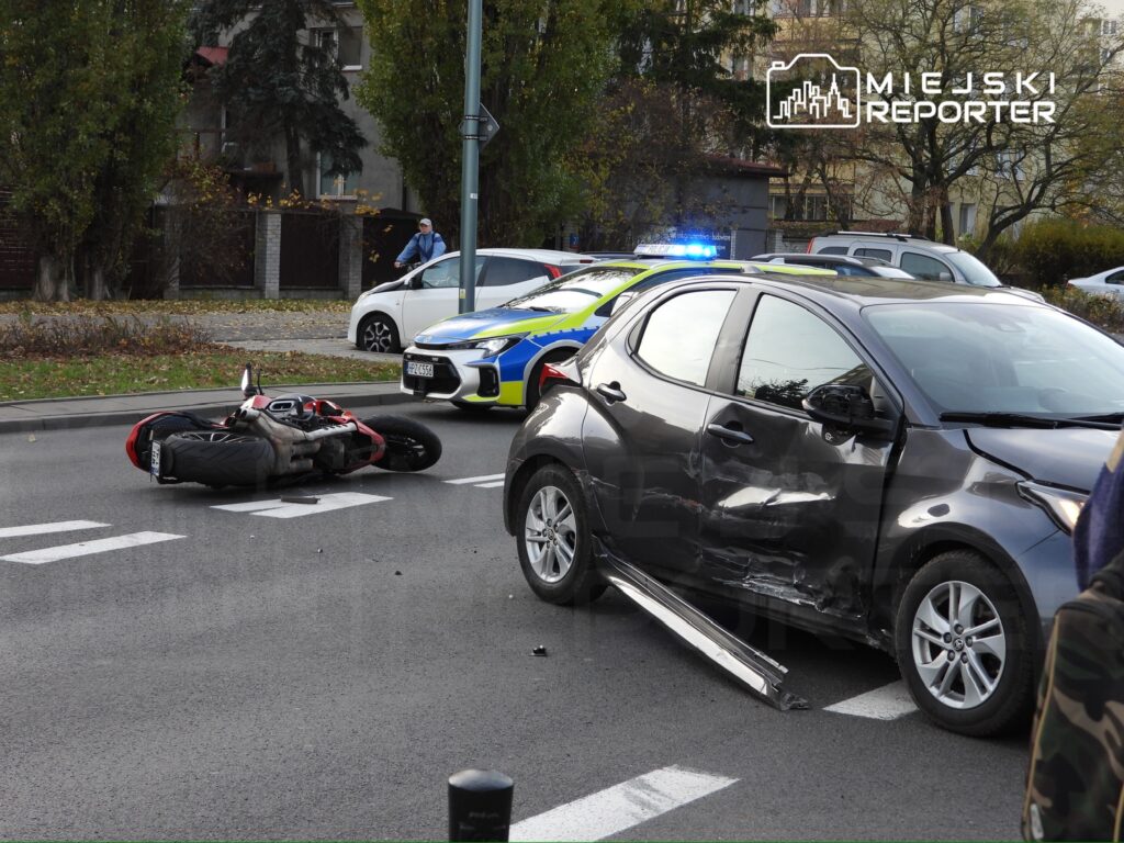 praga guney de bir motosiklet surucusu ile bir otomobil carpisti yarali motosiklet surucusu 21363