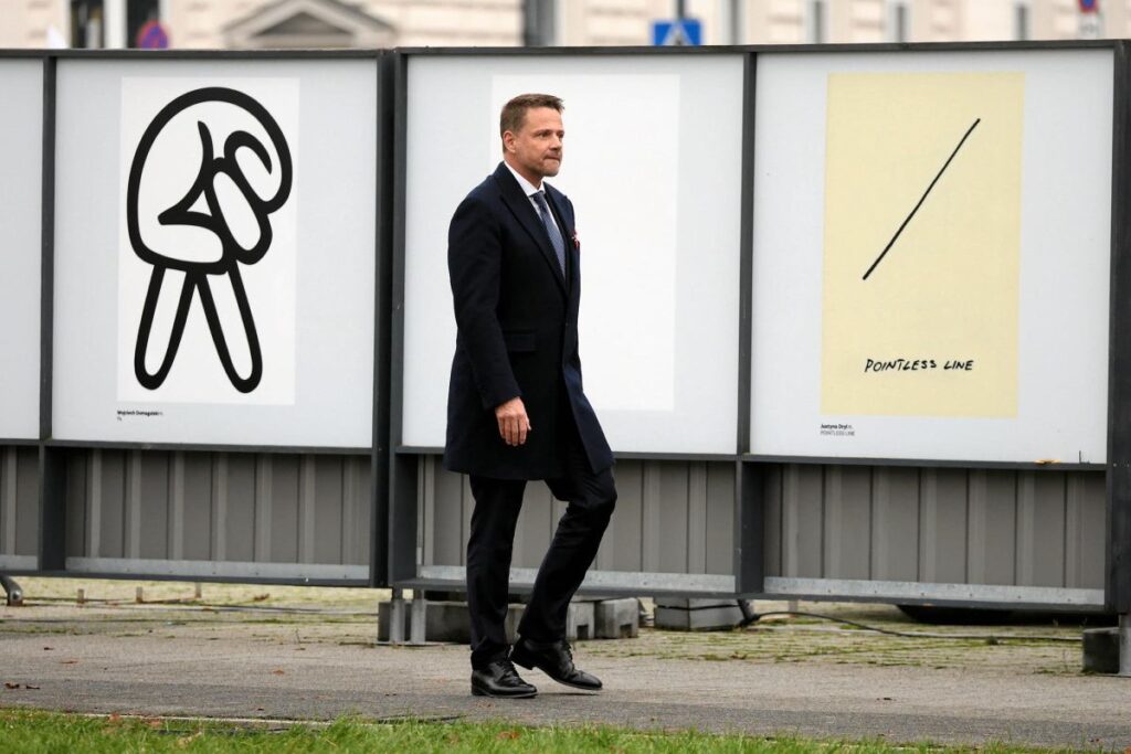 rafal trzaskowski nerede i yi ilgileniyormus gibi davraniyor 25446