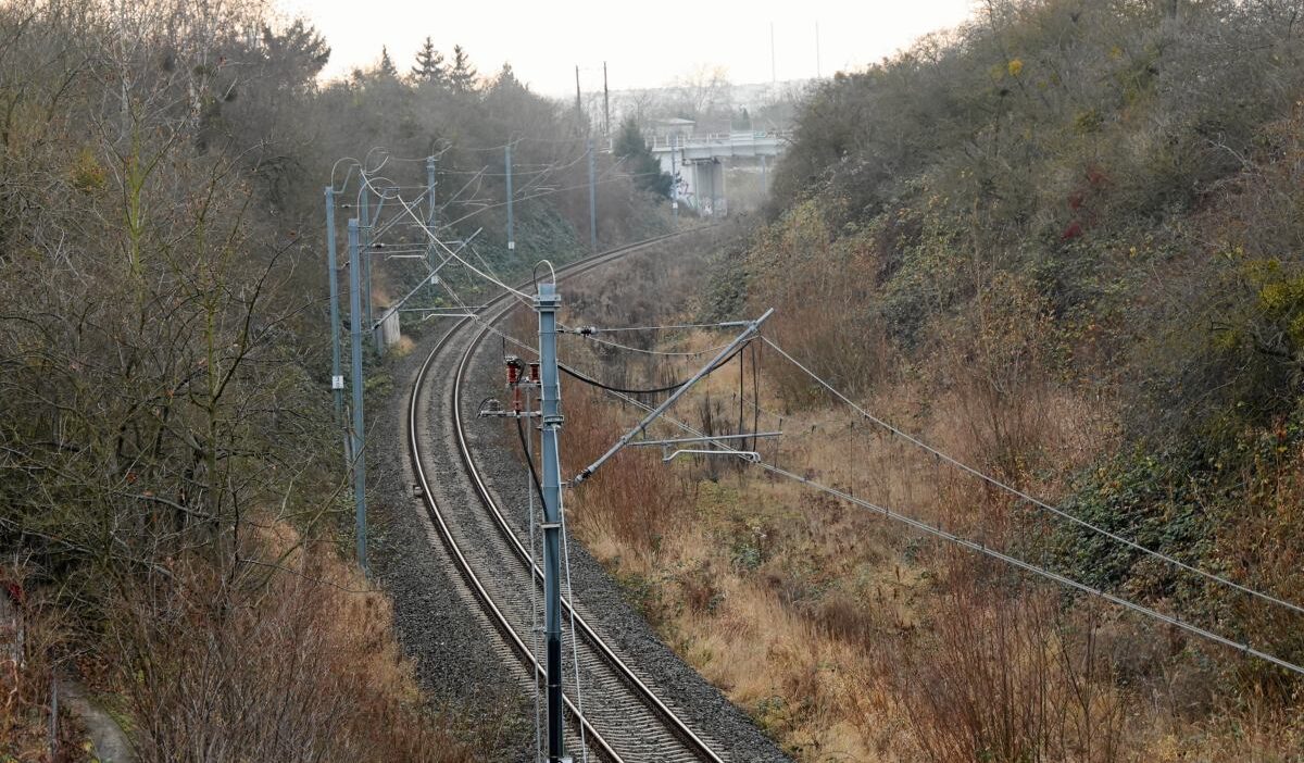 Raylar uzerinde saptirma pkp plk baskani yeni bilgiler verdi birkac olay 23738