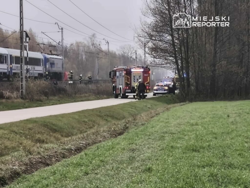 raylara izinsiz girmek olumcul bir vur kac olayiyla sonuclandi trenin altinda kalan kadin oldu 22000